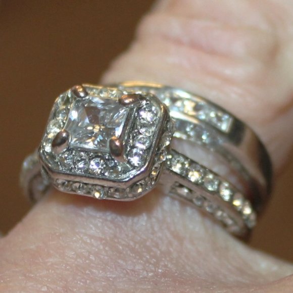 New 10 Bling Cocktail Statement Ring Lot Bundle *DEAL* - Picture 9 of 14